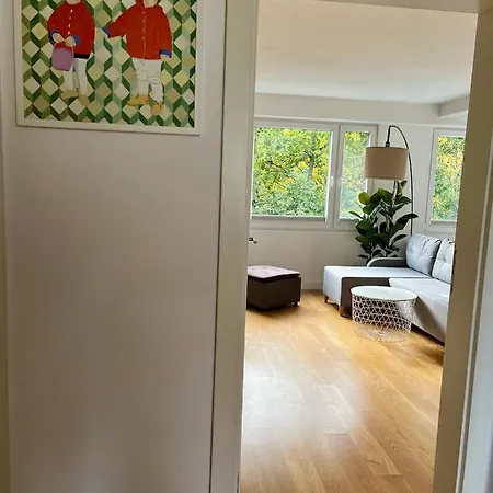 Διαμέρισμα Comfortable West Iv